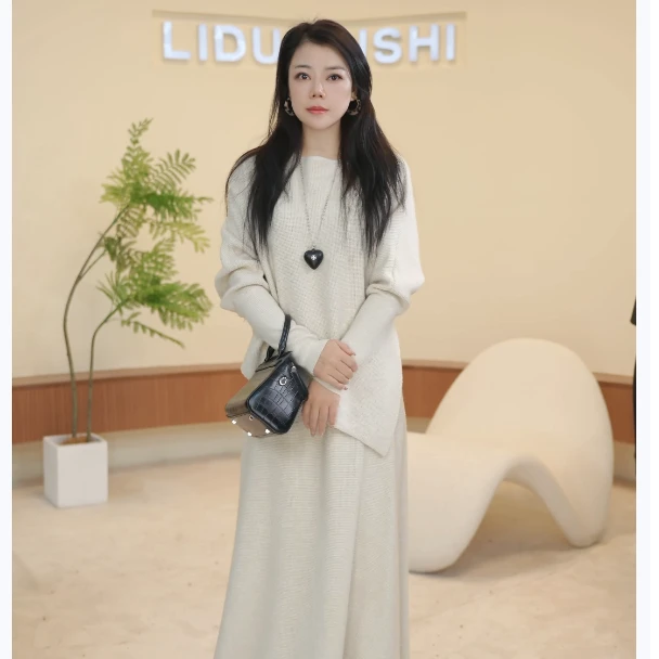 （柒柒）186667不规则设计师针织宽松毛衣+半裙两件套装女