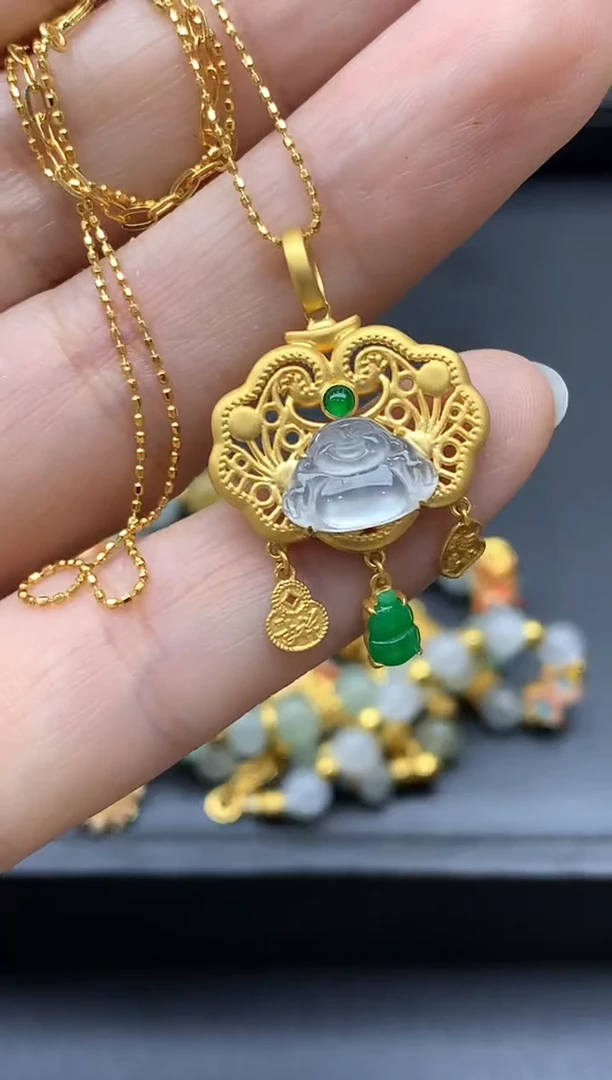 颈饰18K金镶嵌翡翠深**洋524-中国好珍宝