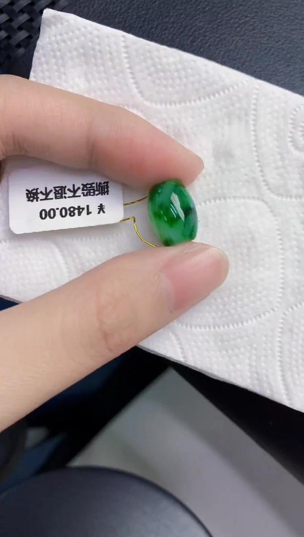 颈饰未镶嵌翡翠天然翡翠缅甸A货