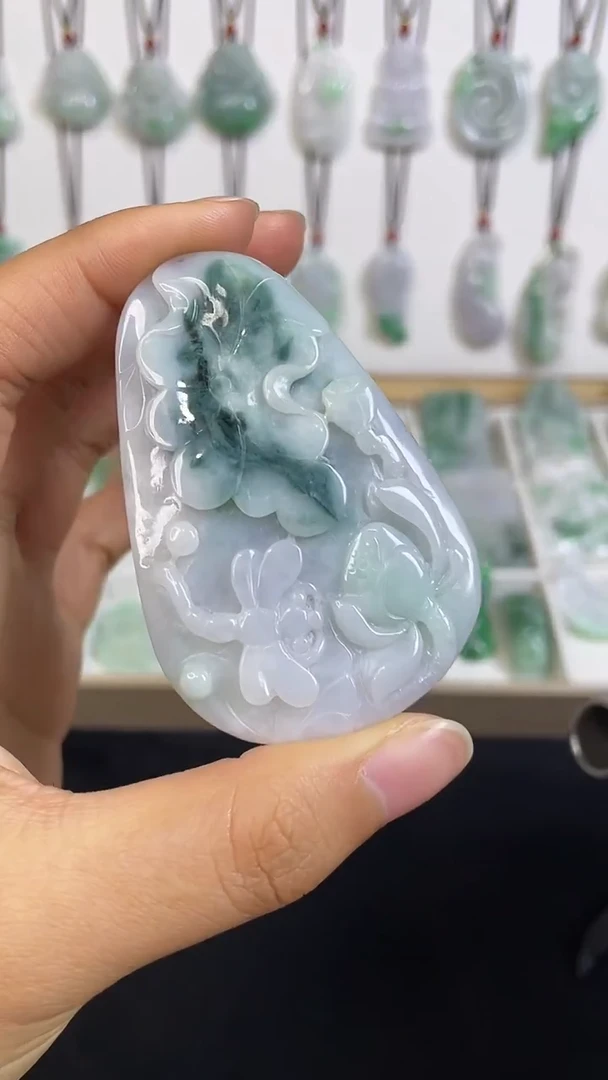 颈饰未镶嵌翡翠1