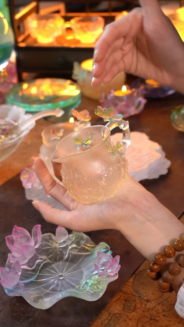 用****9琥珀色蝶恋花公道杯1只