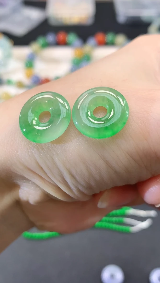 未镶嵌翡翠耳饰不退不换|5800