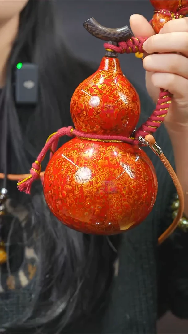 【闪购商品】YA103漆艺酒葫芦不包手串及旋转底座