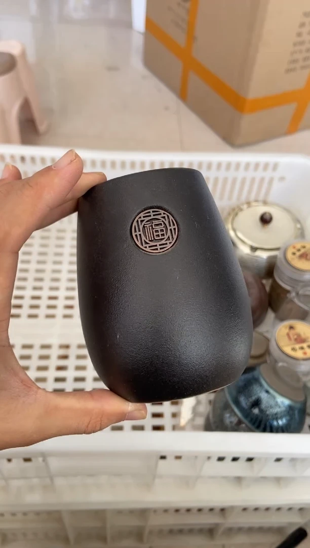 无运费险有瑕疵的摄影的产品有使用过的痕迹有点脏介意勿拍