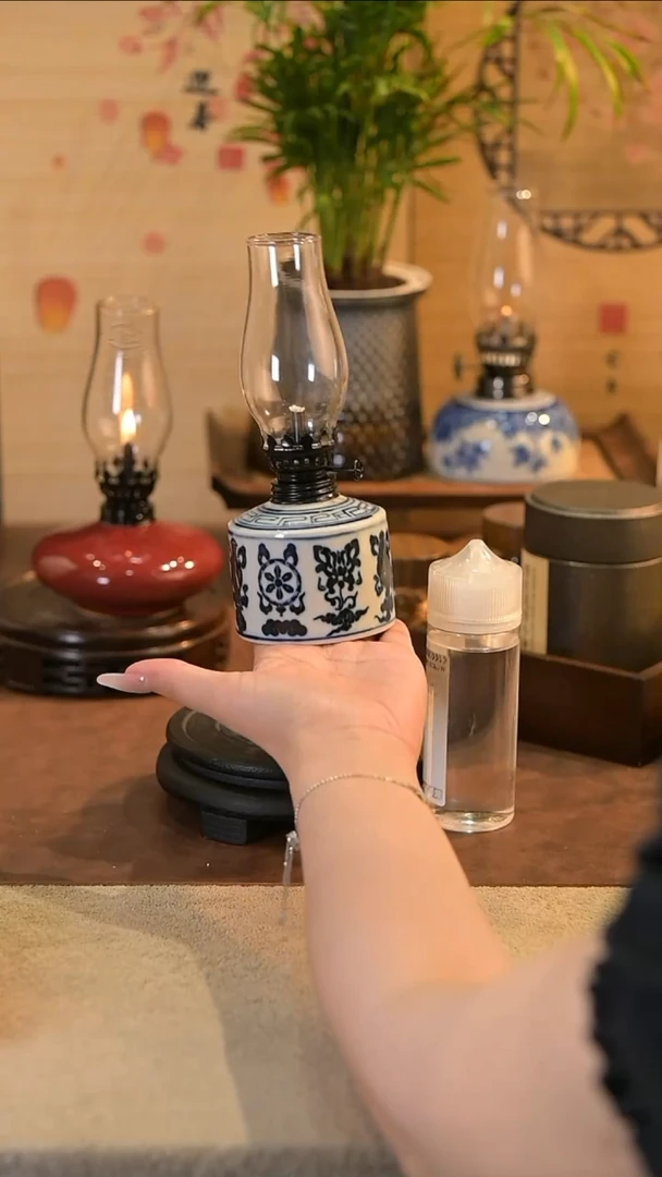 景德镇陶瓷油灯摆件