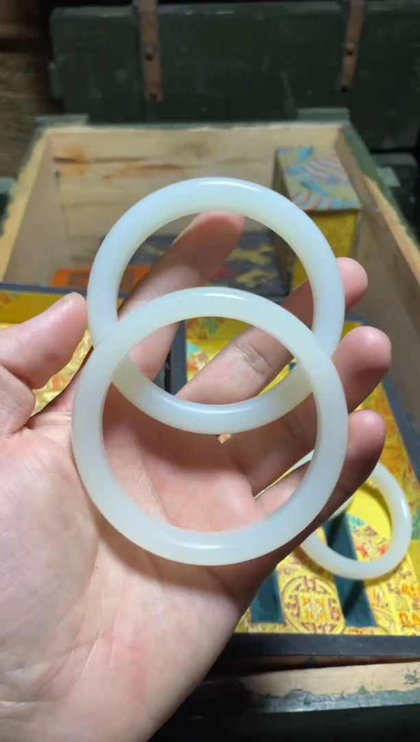 【闪购商品】手镯两件一起给