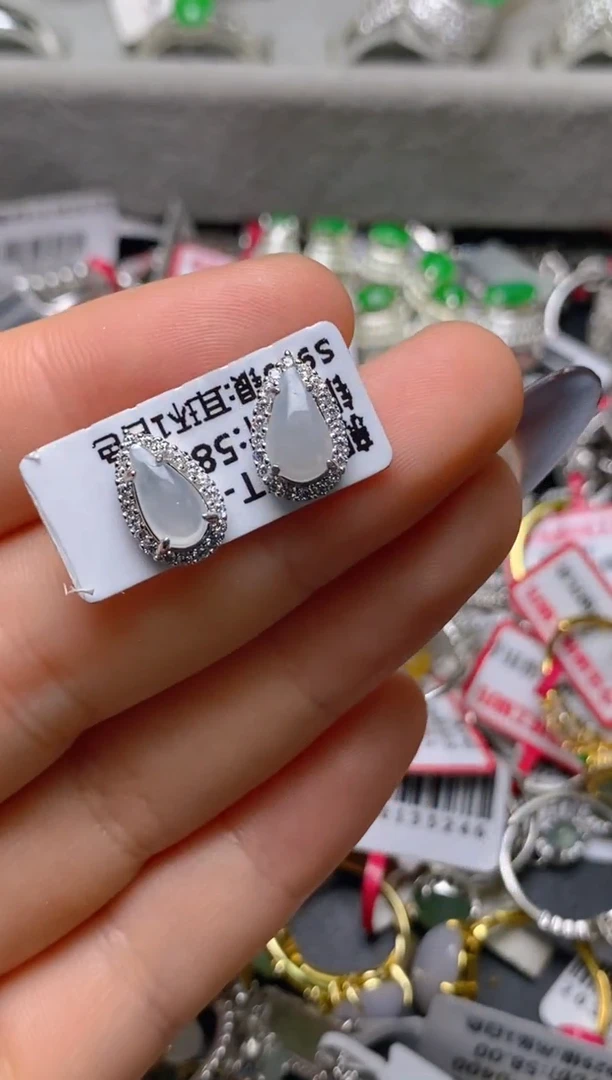 银S925镶嵌戒指翡翠百内无证书