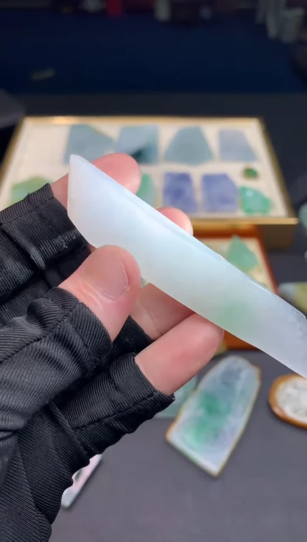 定制翡翠未镶嵌天然翡翠裸石