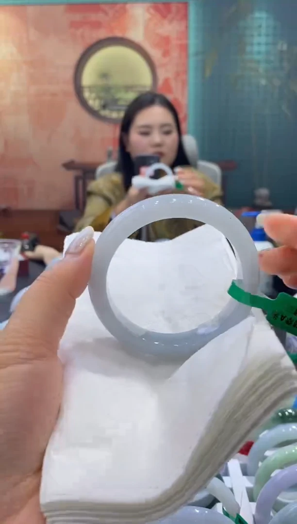 未镶嵌手镯翡翠多人00010321