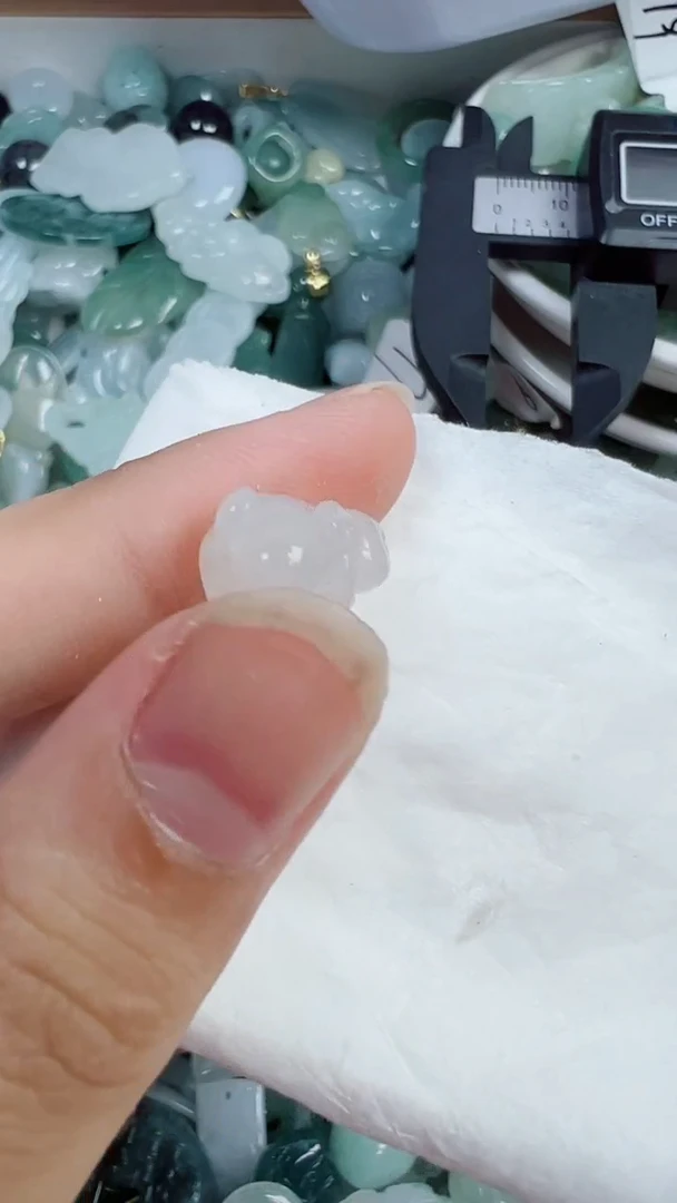 散珠翡翠683号链接，A货翡翠