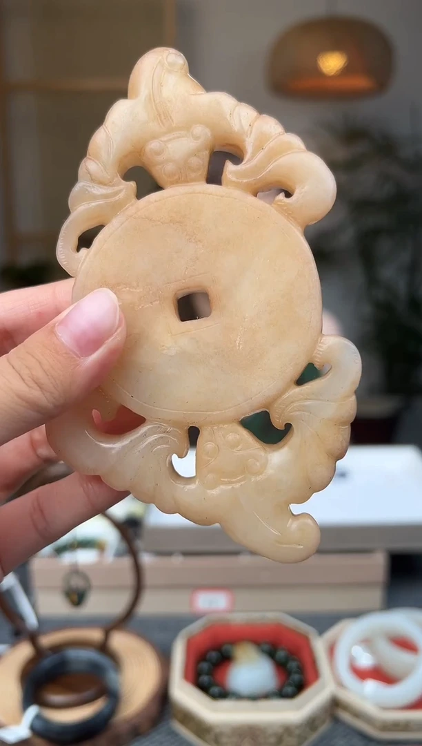 和田玉未镶嵌颈饰YB