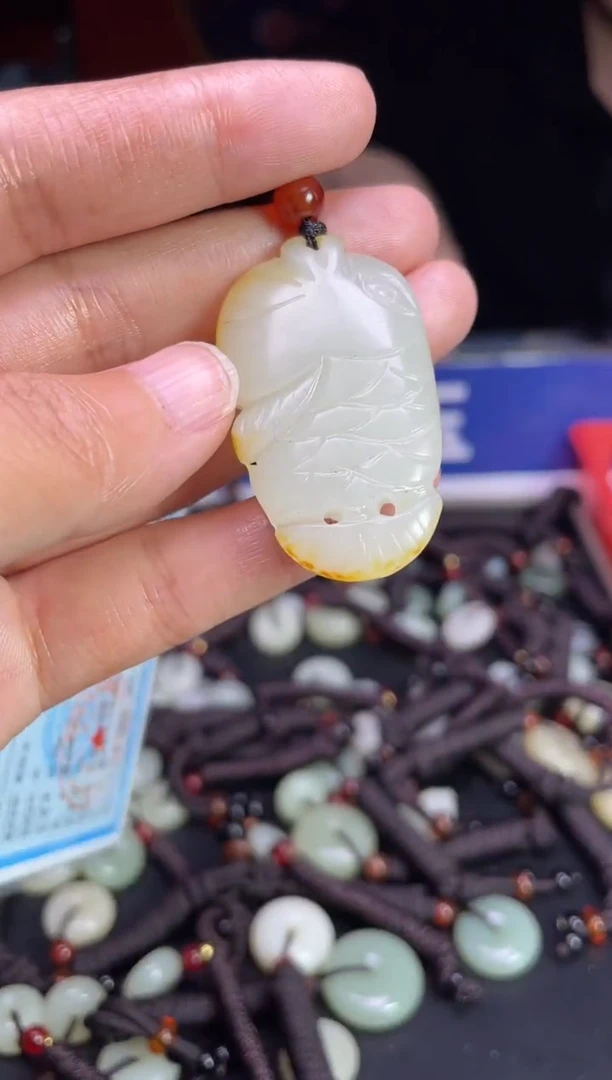 未镶嵌和田玉挂件1