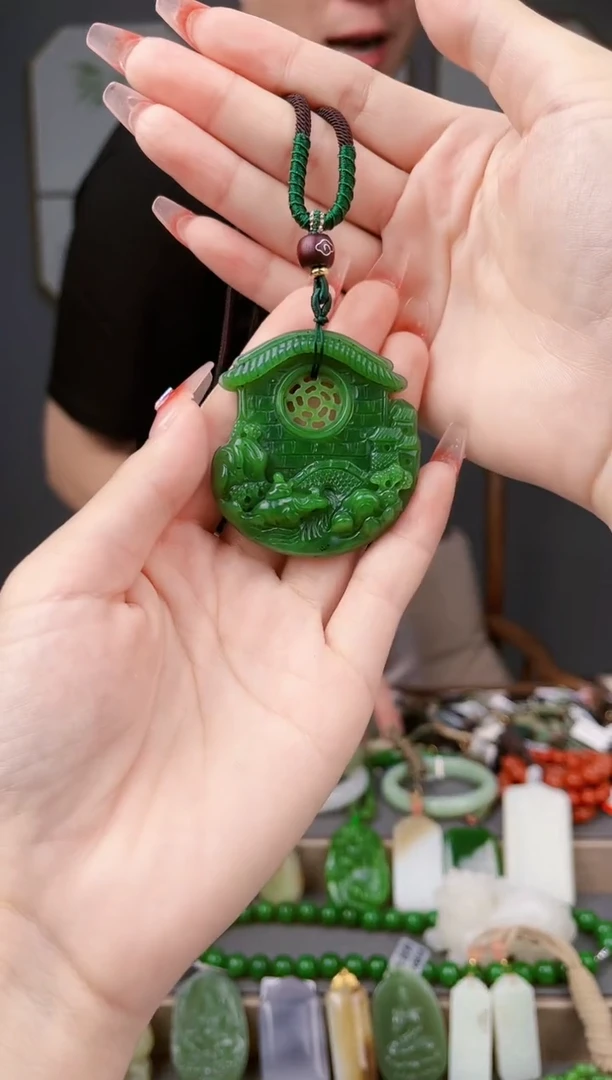 和田玉未镶嵌颈饰多样性发货