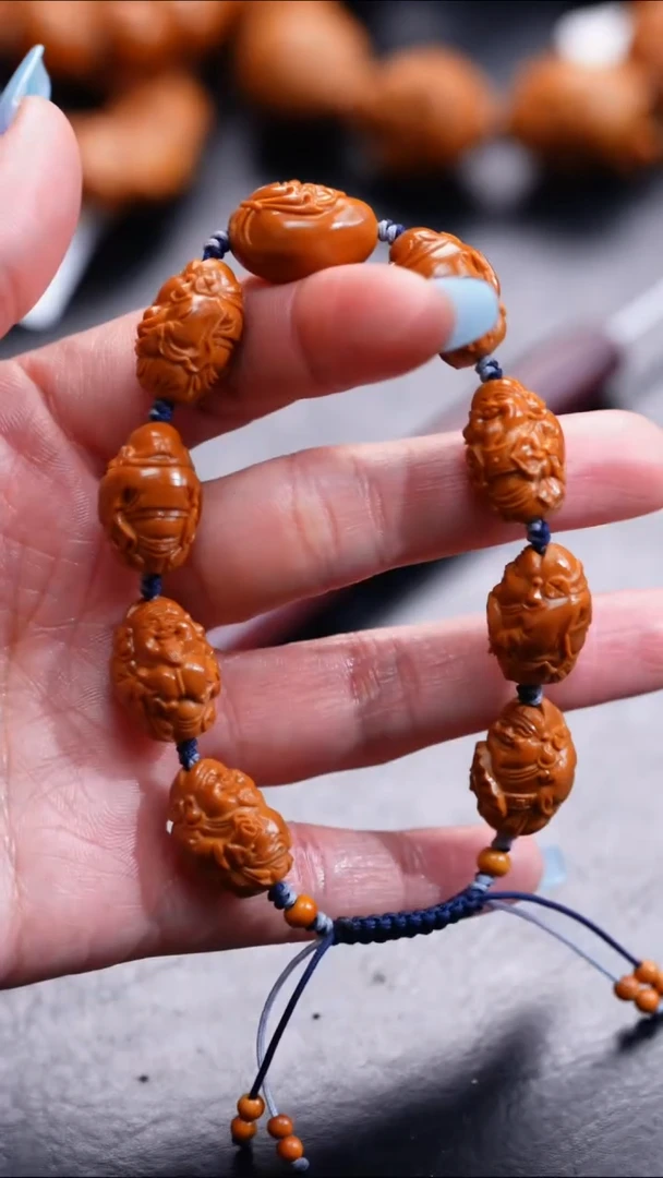 【闪购商品】橄榄核吊坠橄榄核