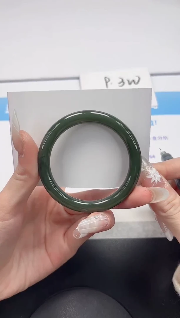 【闪购商品】和田玉手镯未镶嵌V332-51