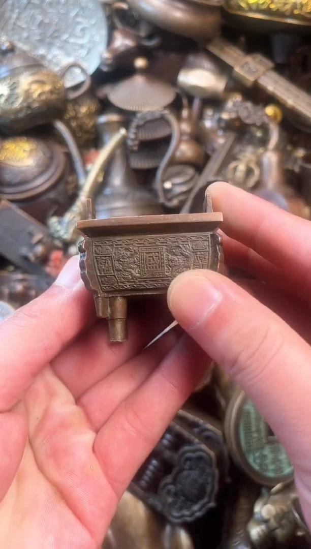 精美铜器点击下单