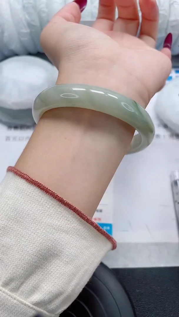 未镶嵌手镯石英质玉124-60/61