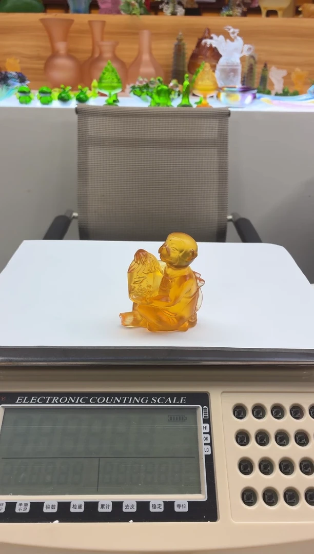 手工艺品琉璃琥珀色生肖猴摆件