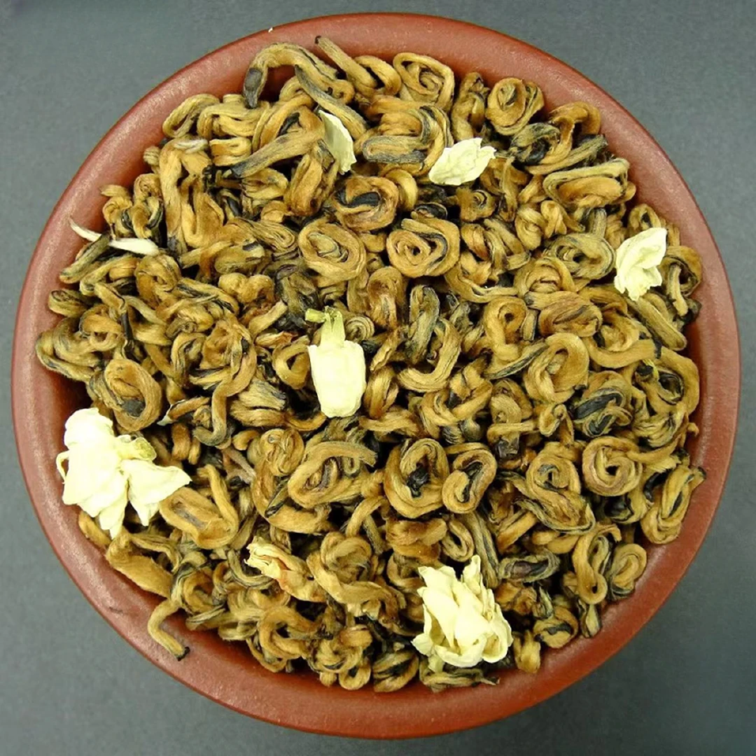 茉莉手工奶螺 ② 阅客收茶 头春头采 茉莉手工小奶螺茉莉花茶滇红