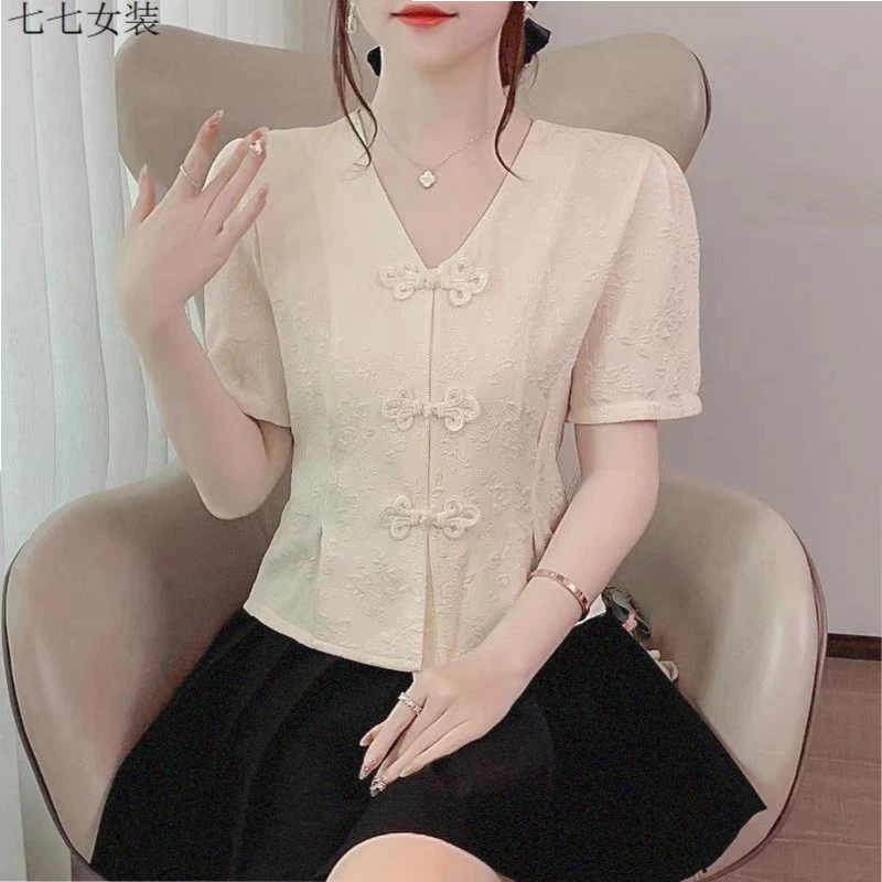 2025夏季新款气质国风盘扣V领提花短袖衬衫女设计感小众别致上衣