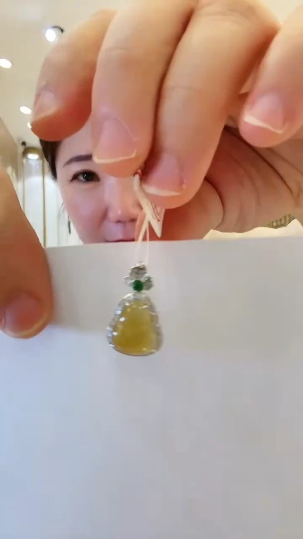 翡翠18K金镶嵌吊坠(不含链)【23】葫芦 冰黄翡