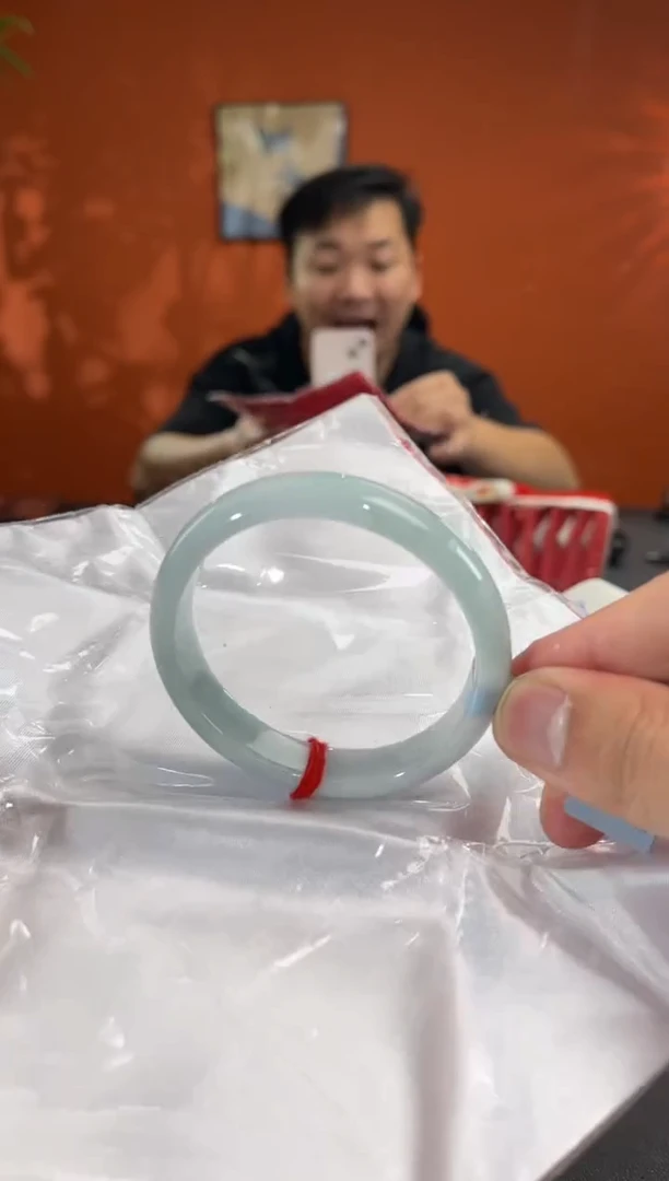 未镶嵌手镯（贵妃镯）翡翠6   55