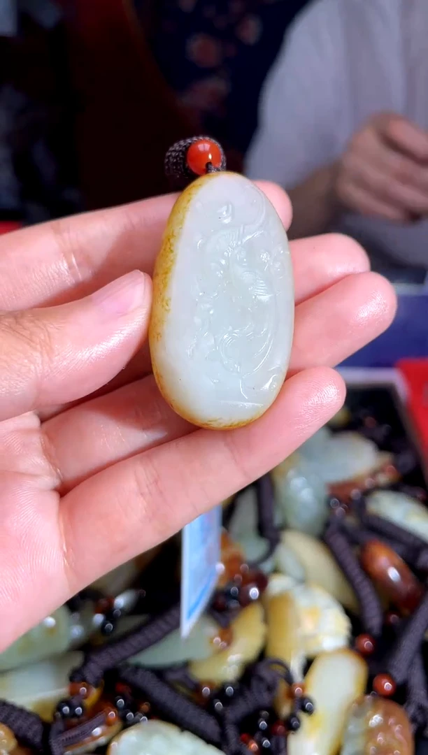和田玉未镶嵌挂件1