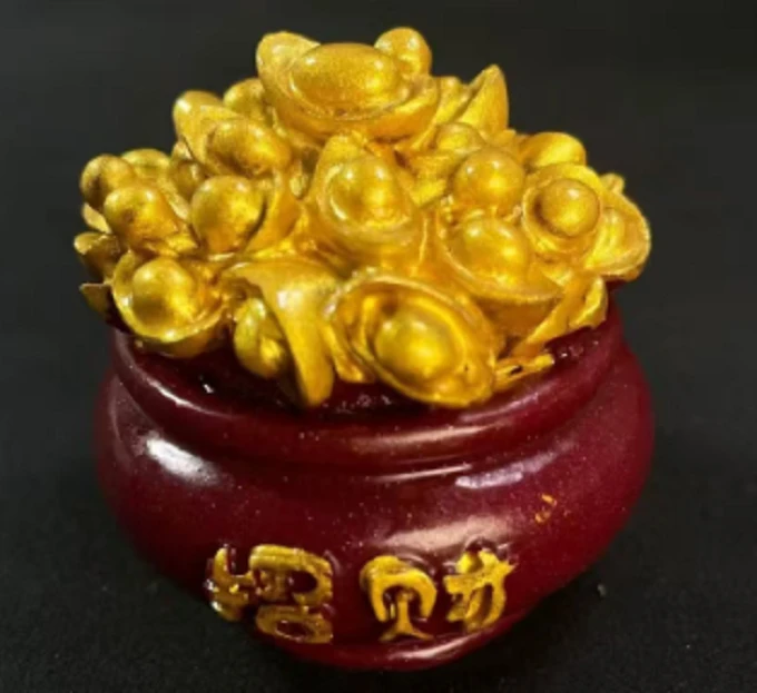 精美时尚聚小型流水摆件