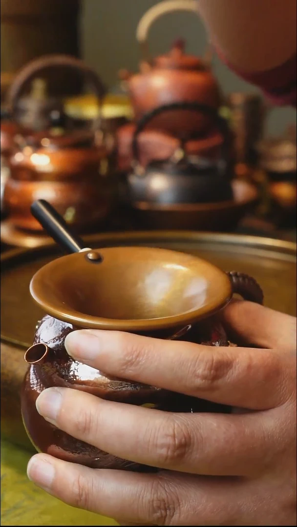 纯紫铜实木柄投茶器