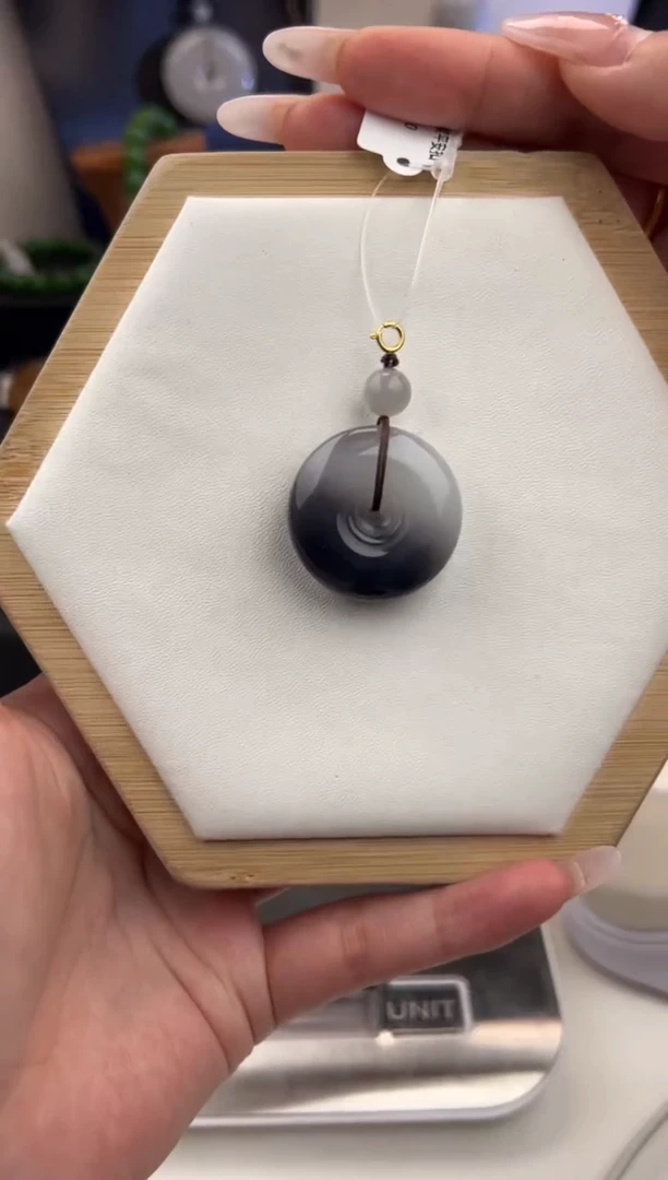 吊坠(不含链)18K金镶嵌和田玉4980