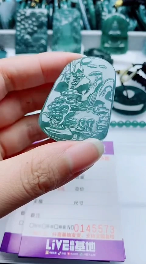 颈饰未镶嵌翡翠         多样性发其1一