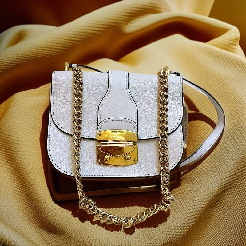 95新 MIU MIU/缪缪 白色链条马鞍包  1171 2345