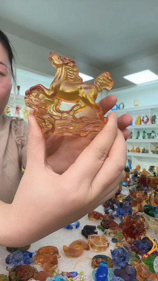 手工艺品琉璃大马
