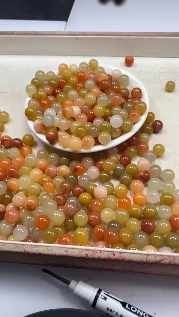 【闪购商品】玛瑙/玉髓颈饰未镶嵌w360三彩金丝玉10mm*30颗