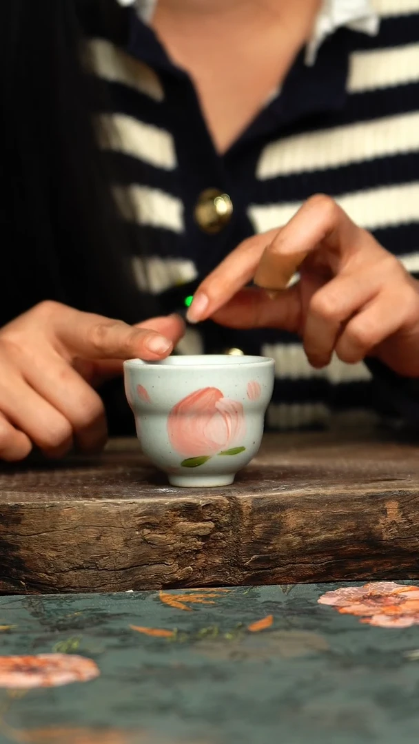 【闪购商品】杯杯釉下彩手工手绘同款陶器