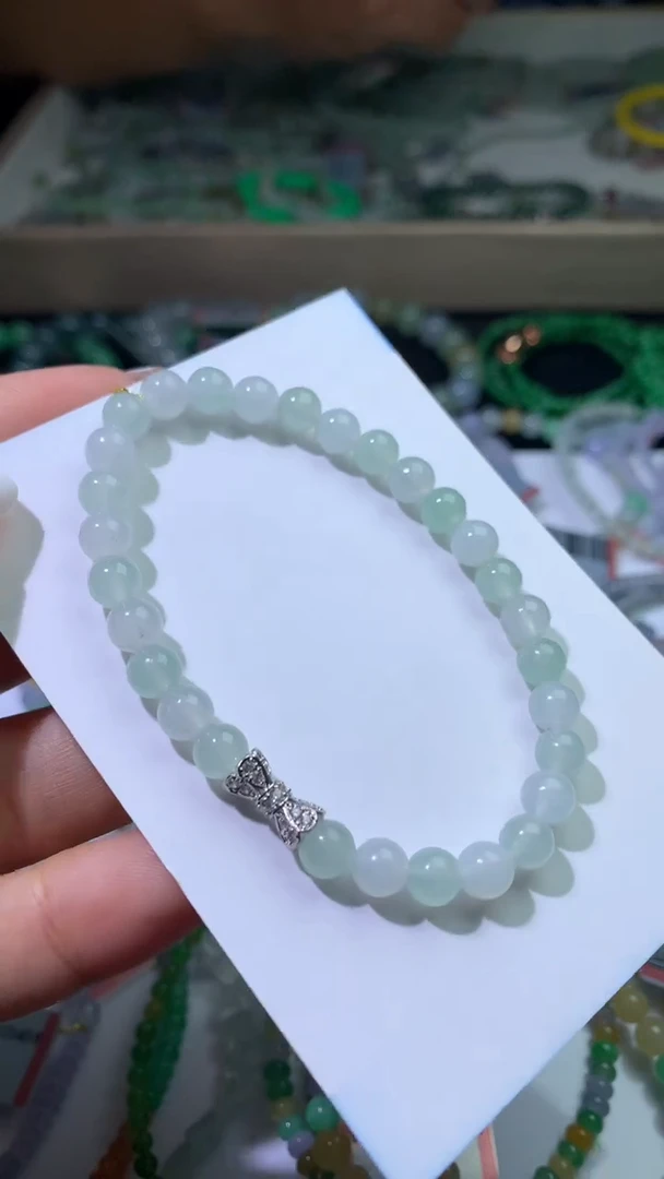 颈饰未镶嵌翡翠净货
