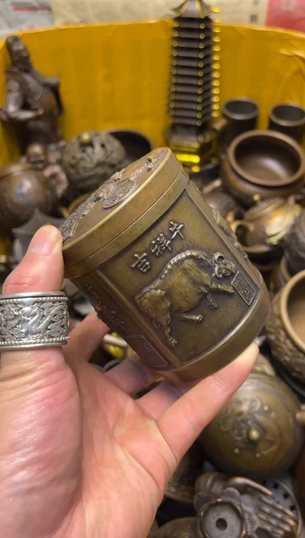 精美铜器，点击下单