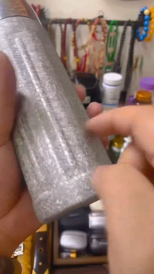瓷片闪购商品 如图所示