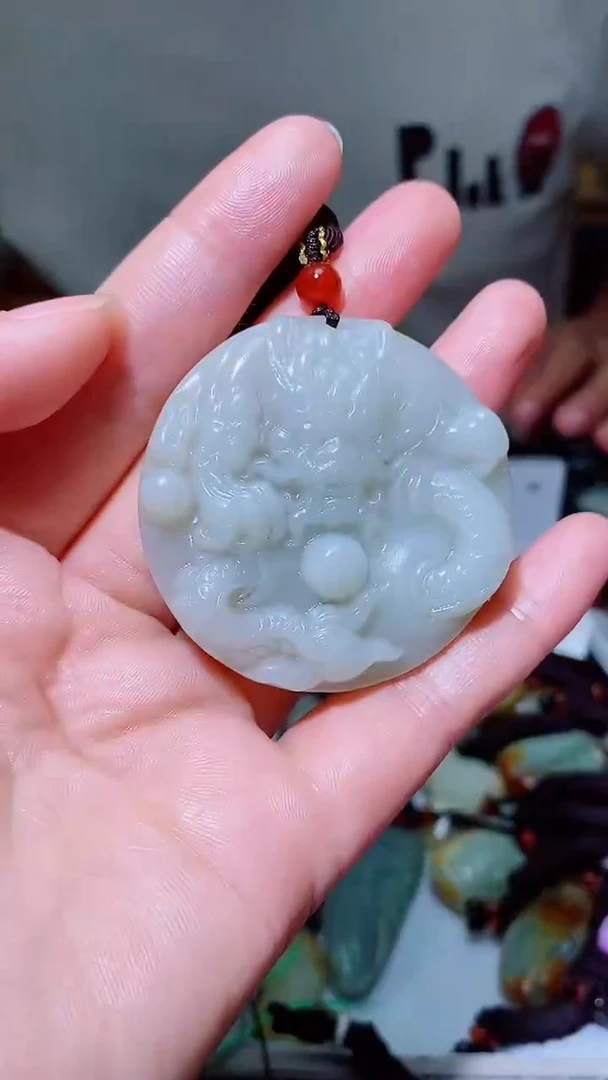 和田玉未镶嵌颈饰1