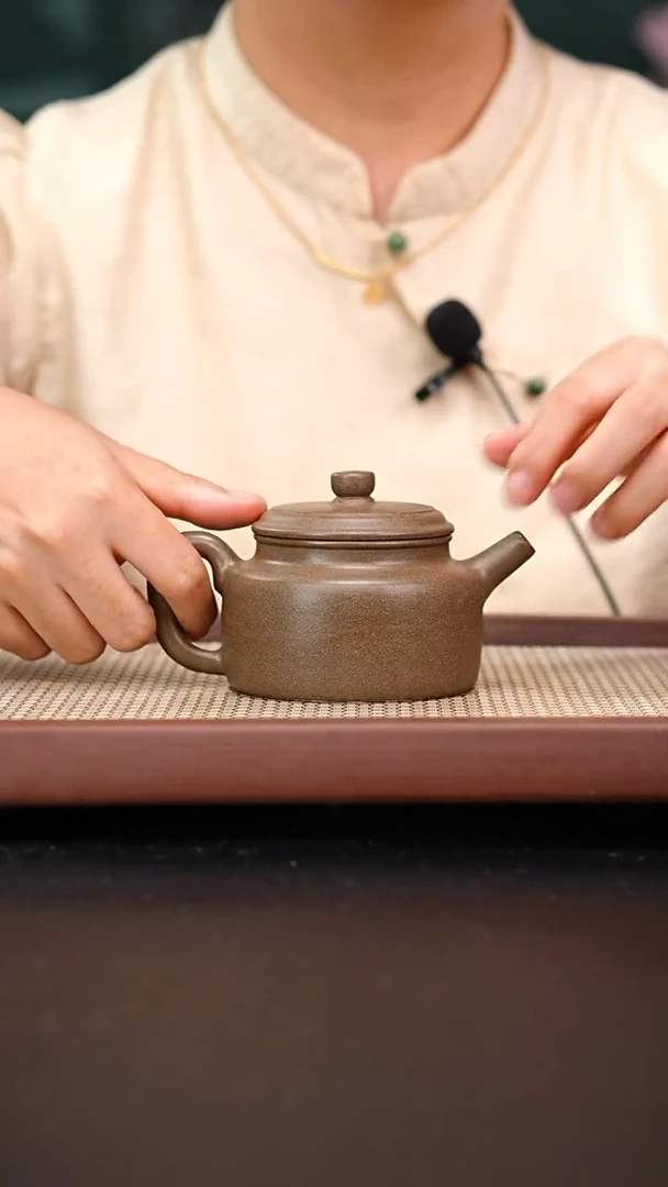 茶壶紫砂蟹壳青德钟200
