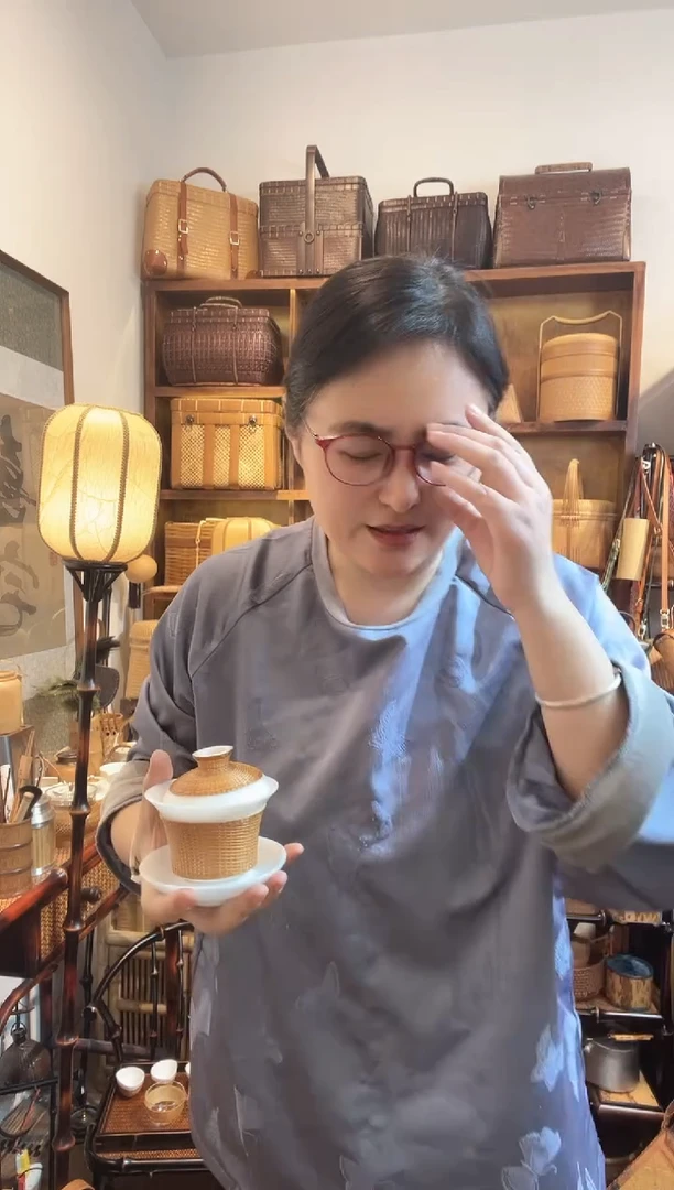 PY135羊脂玉白瓷冰美人盖碗礼盒装