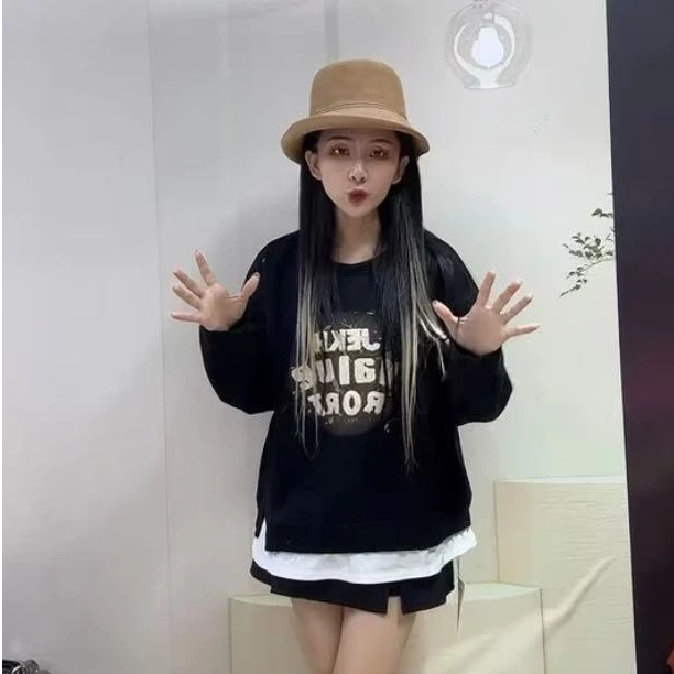 （秒）均码字母款短款卫衣