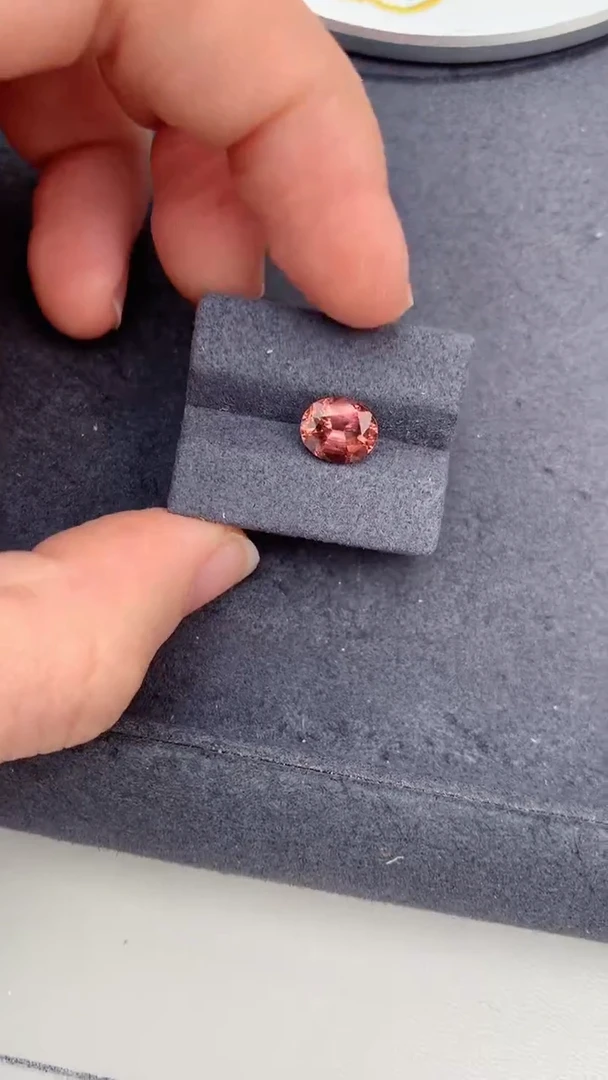 未镶嵌珠宝半成品碧玺1.7ct碧玺  DB