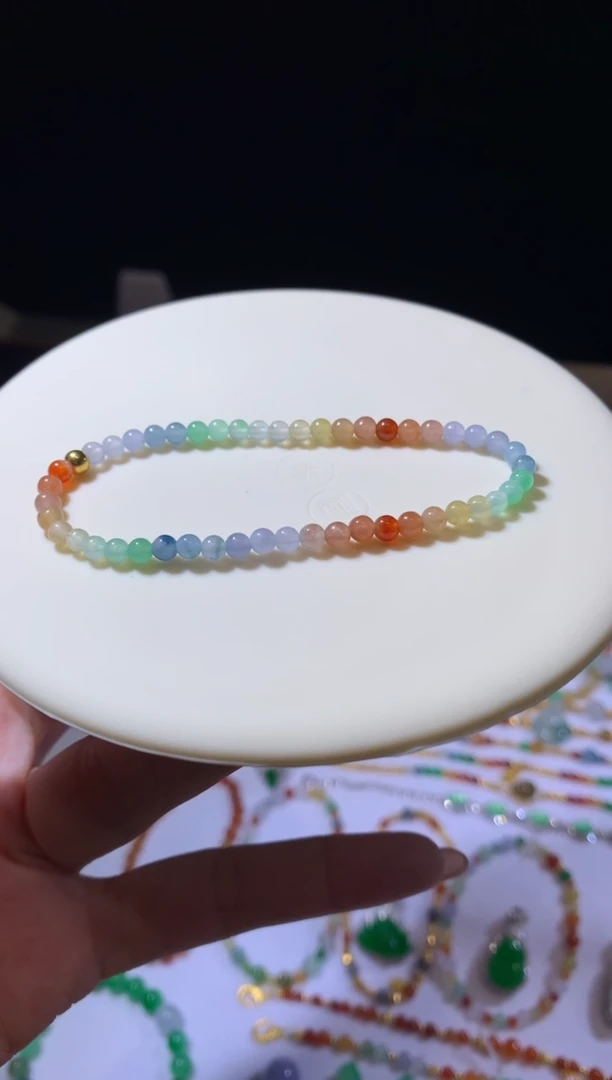 定制翡翠未镶嵌3.7珠链3800+380