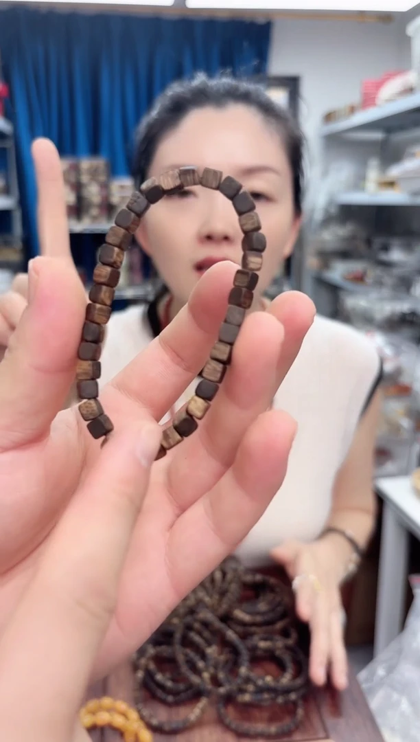 木绿奇方糖5mm-6mm单圈一条