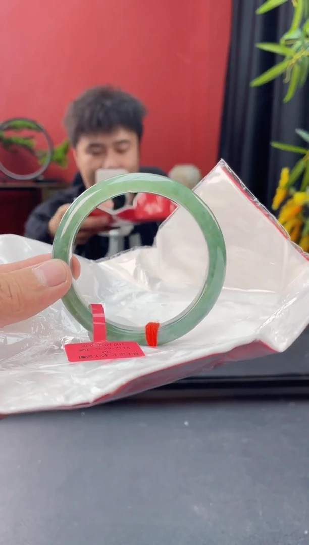 未镶嵌手镯翡翠20