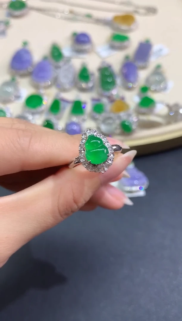 18K金镶嵌戒指翡翠戒指|19800