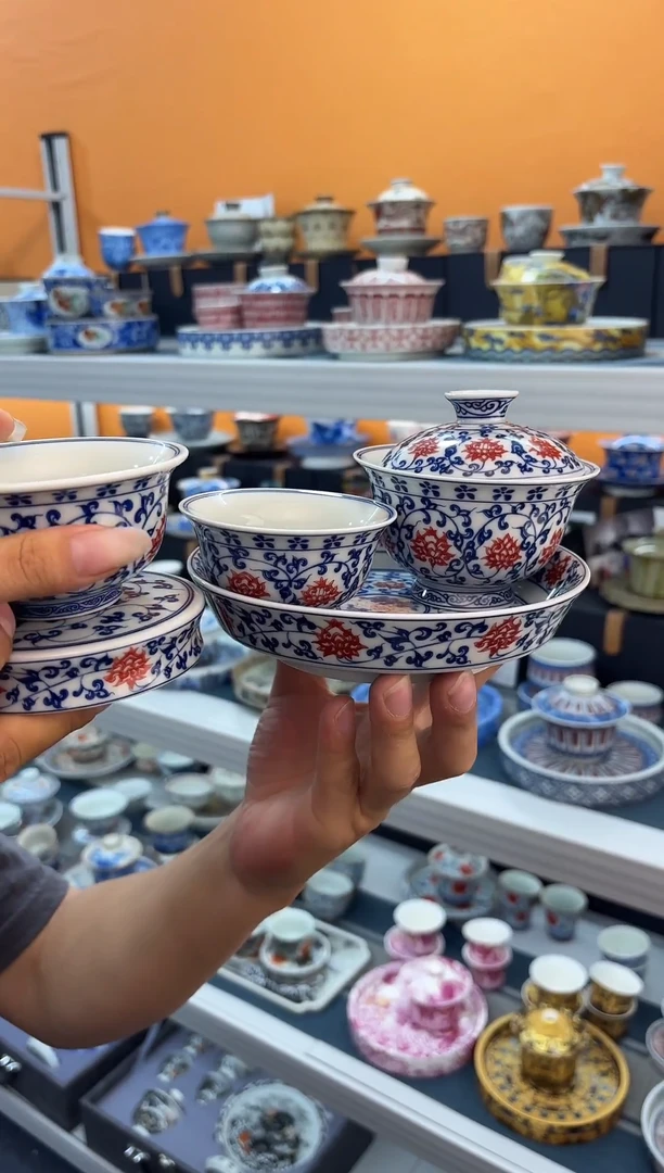我们都在努力奋斗