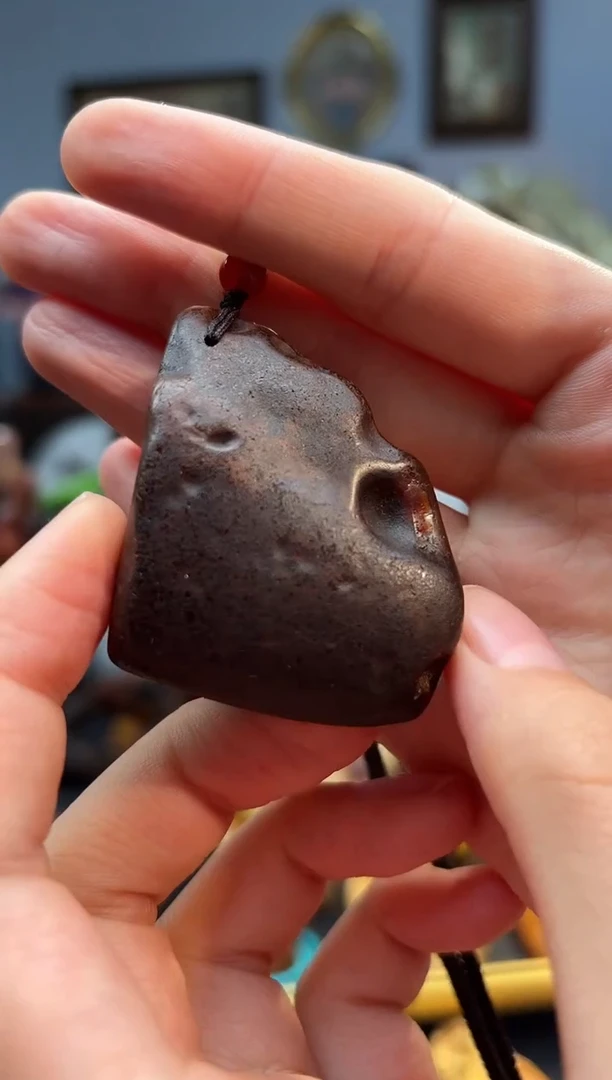 琥珀颈饰未镶嵌吊坠