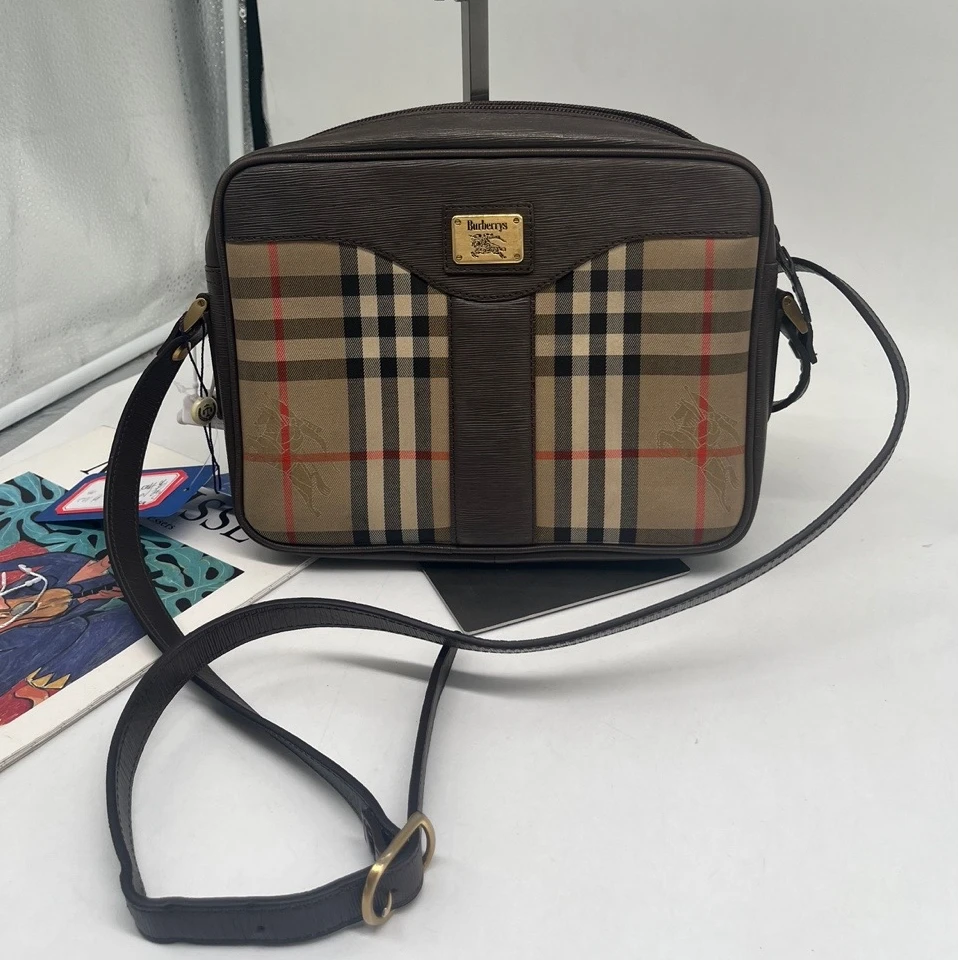 95新 BURBERRY/博柏利 巴宝莉斜跨包/EE09525029/5029
